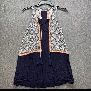 Super cute mini dress with embroidered detail aztec print boho Small